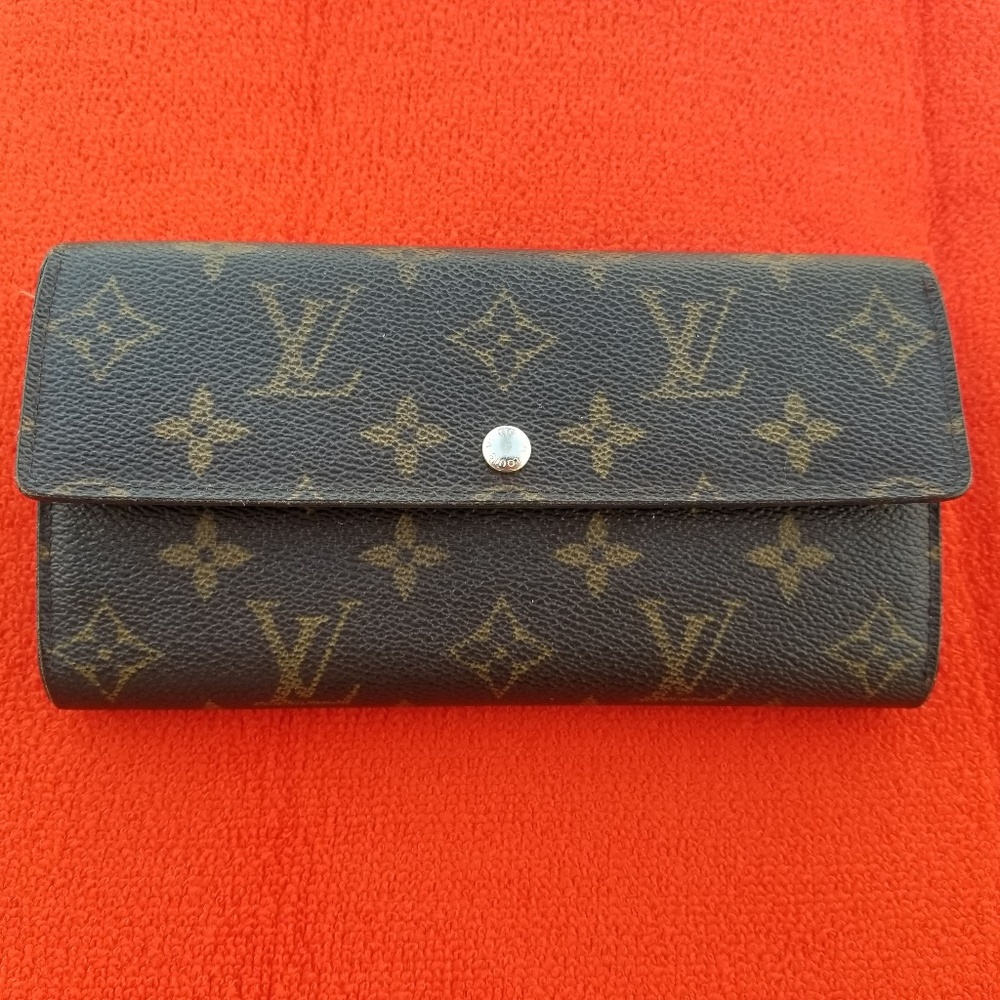 AUTHENTIC Louis Vuitton Sarah France Long Wallet